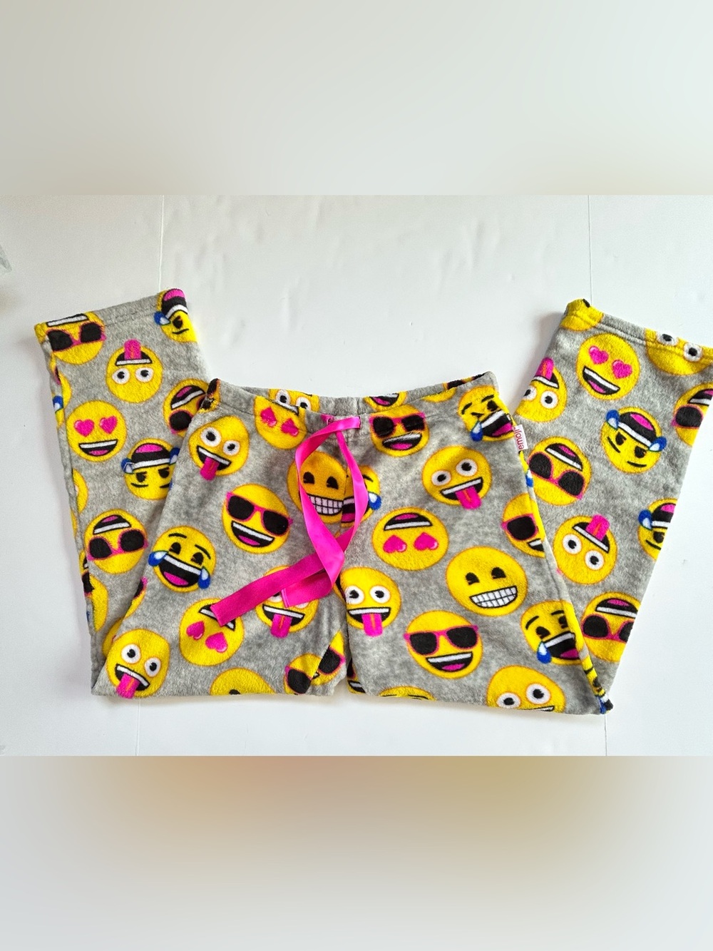 Grey Emoji Print Women's Pajama Pants with Pink Drawstring